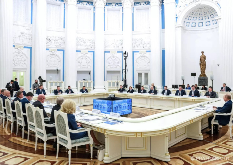 В Адыгее хорошо развит спорт, заявил Путин. В Адыгее хорошо развит спорт, заявил Путин.